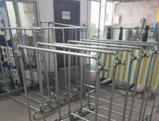 不锈钢服装展示架